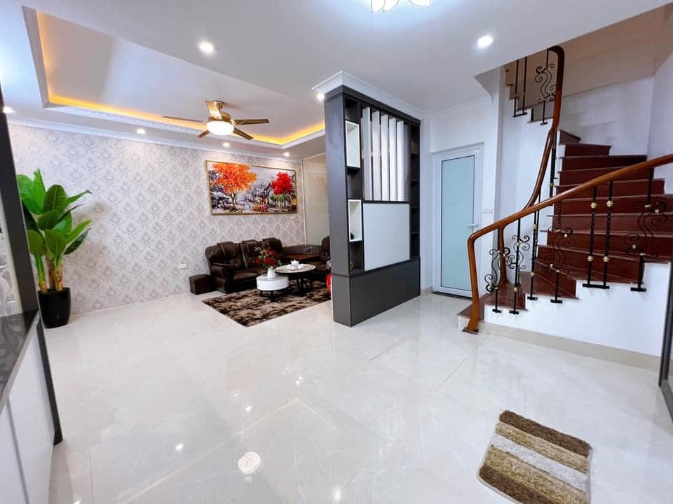 CHÍNH CHỦ CẦN BÁN GẤP NHÀ 5 TẦNG, MẶT NGÕ 328 NGUYỄN TRÃI – QUẬN THANH XUÂN, GIÁ CHỈ 7,5.