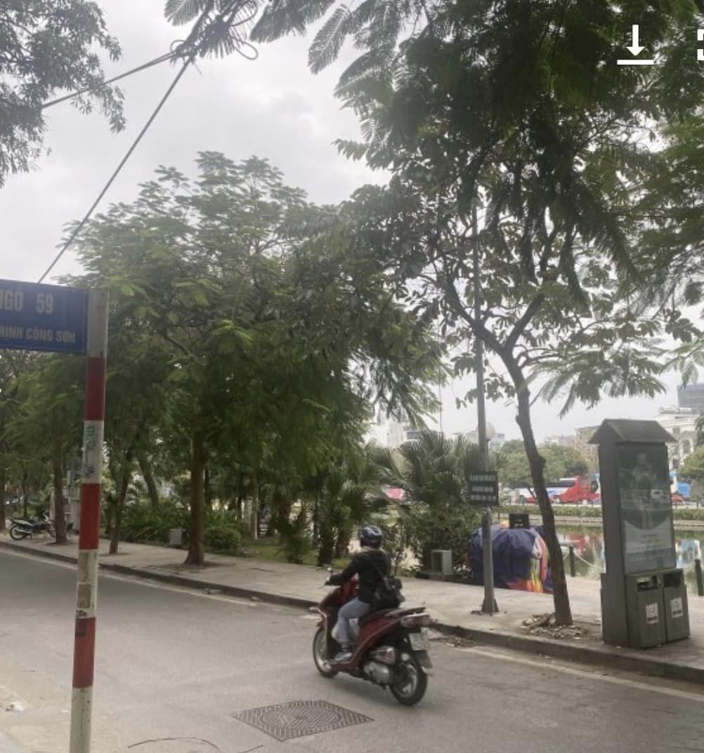 BÁN NHÀ PHỐ TRỊNH CÔNG SƠN - TÂY HỒ. DT 170M2. GIÁ 17,5 TỶ. 3 BƯỚC RA HỒ TÂY