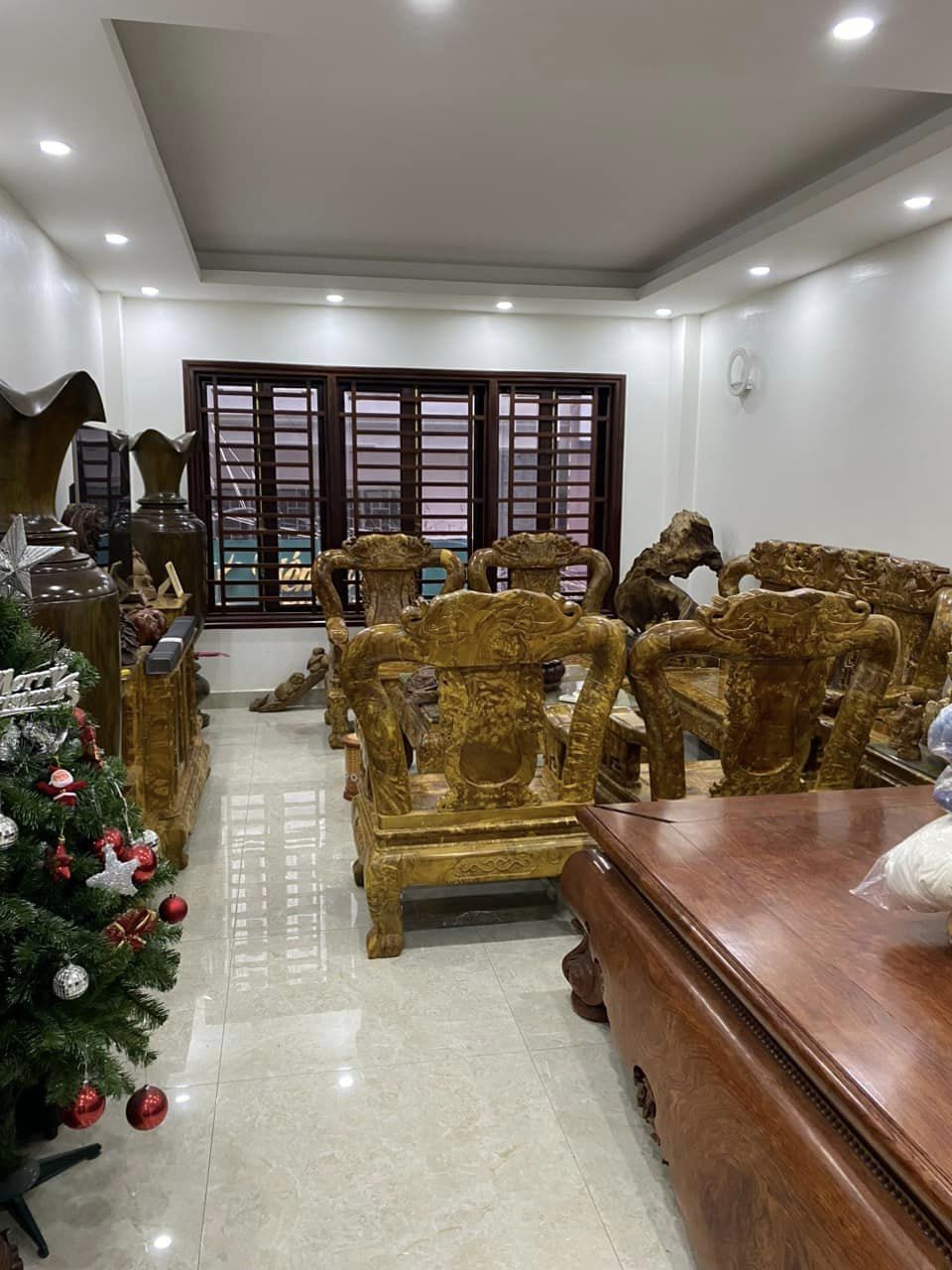 Bán nhà PL bàn cờ phố Nguyên Hồng, vỉa hè, ô tô, ngõ thông các ngả, 7tầng TM 51m2 -Giá chỉ 20.5 tỷ