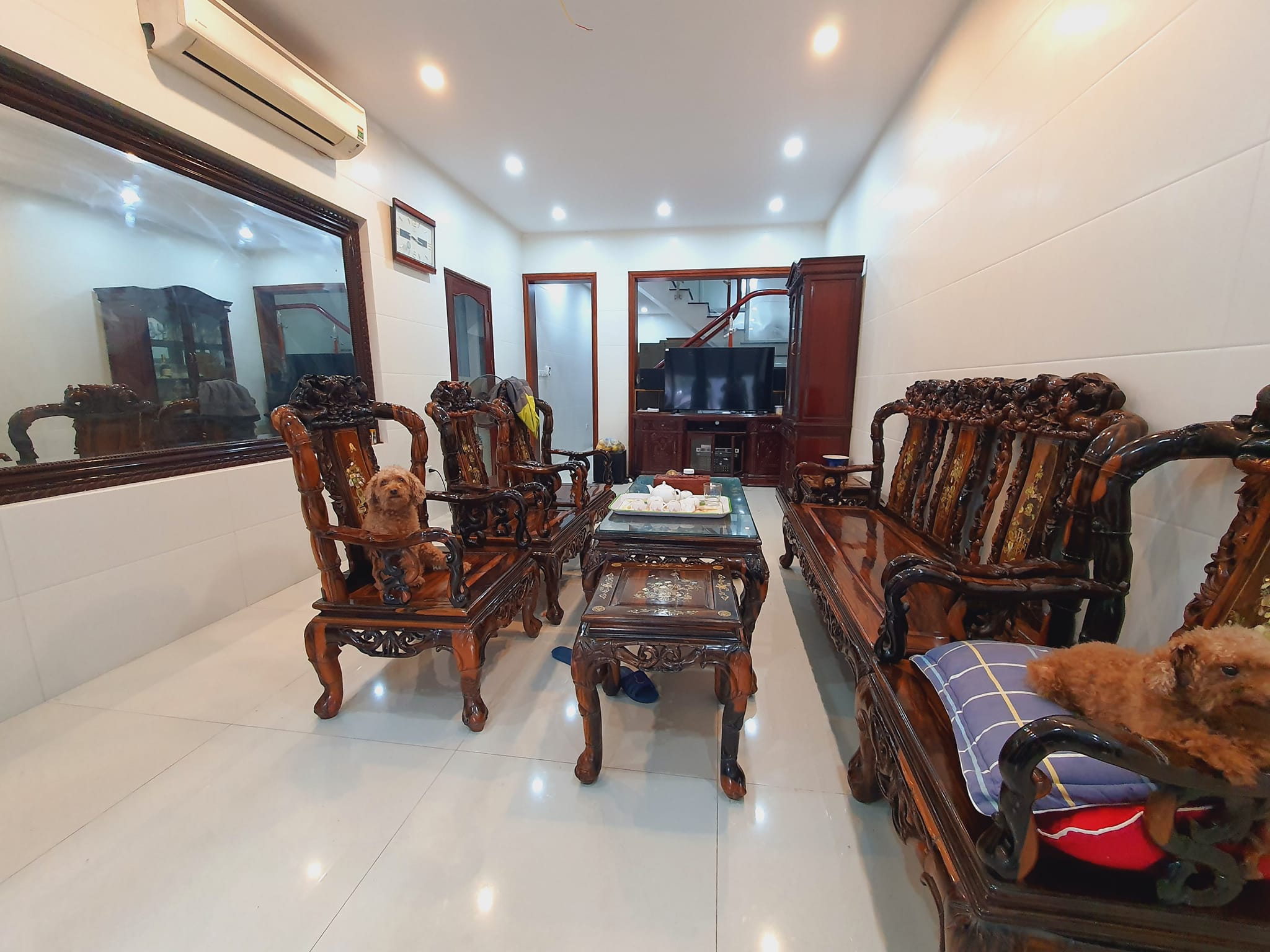 Bán nhà lô góc mp Yên Lạc cực đẹp, kd đỉnh, siêu hiếm. Dt 90m2 x 3t mt 4m giá 13.4 tỷ