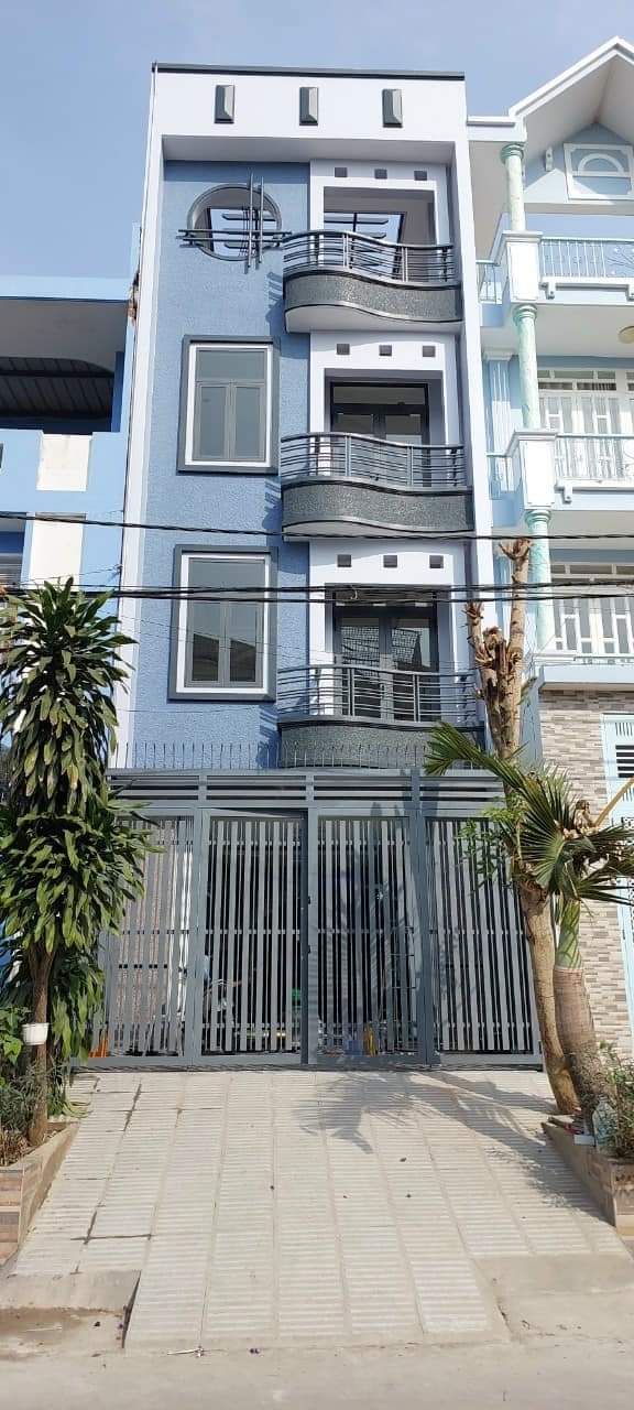 Bán nhà mặt tiền nội bộ 5x20m - Nhà mới 3 lầu xe hơi vào sân