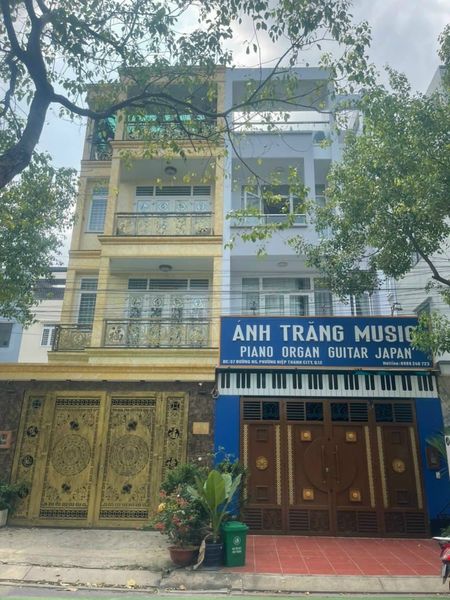 Cần Bán Gấp Nhà 3 Lầu KDC Hiệp Thành CiTy DT 5x19 Đường To Vật Vã 10m, Giá Siêu Rẻ 7,1 Tỷ !