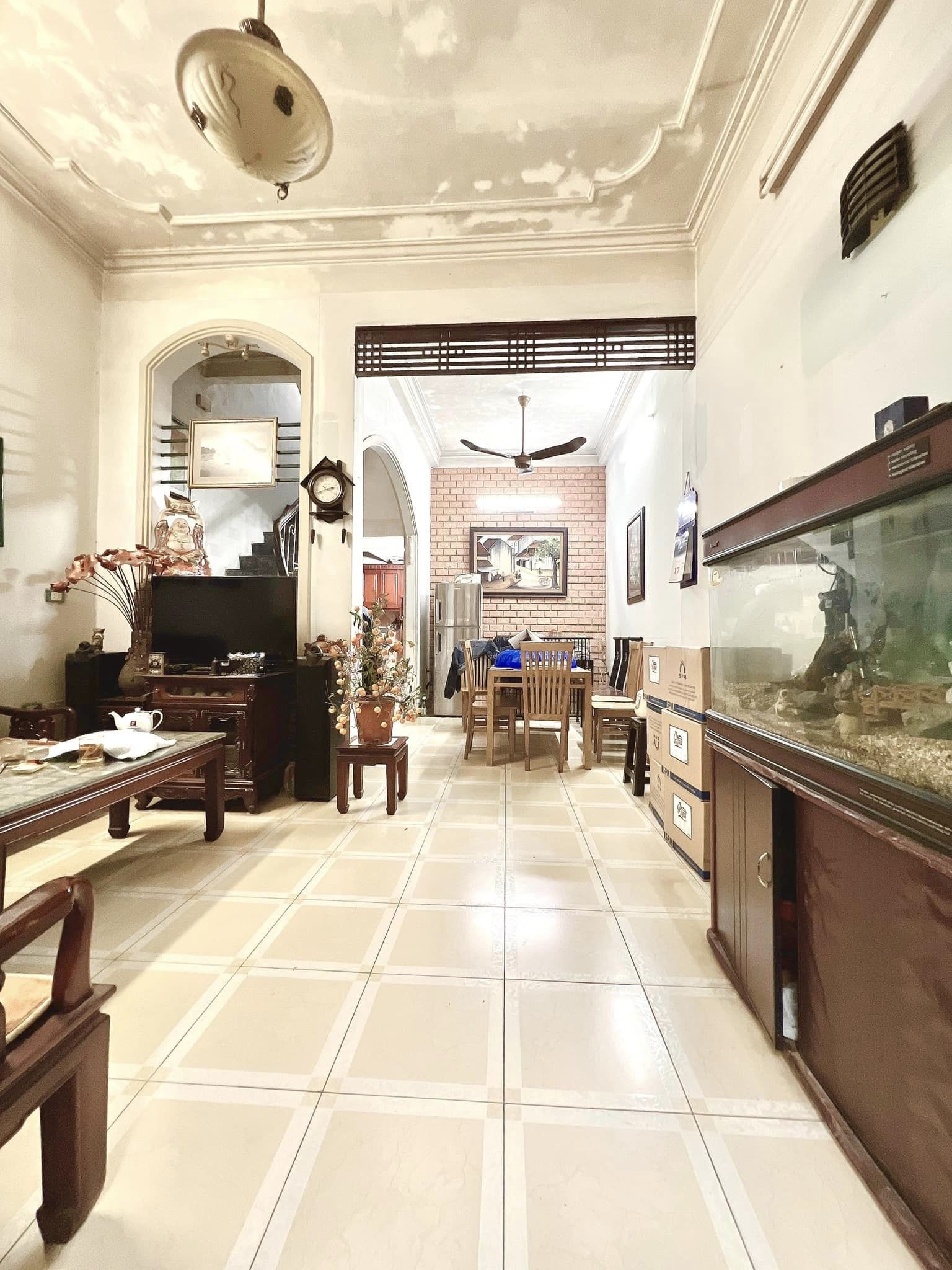 BÁN NHÀ 4 TẦNG ĐỐNG ĐA, PHÂN LÔ, Ô TÔ THÔNG, VỈA HÈ, KINH DOANH VĂN PHÒNG.