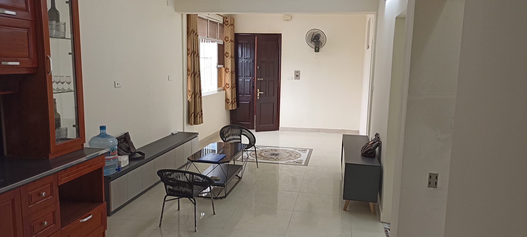 BÁN NHÀ TẬP THỂ TÔN ĐỨC THẮNG - ĐỐNG ĐA. DT 98M2. GIÁ 2,8 TỶ