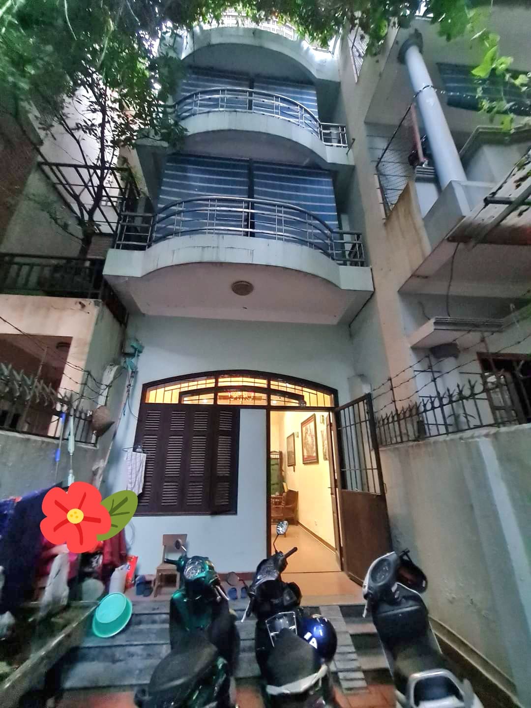 BÁN NHÀ PHÂN LÔ PHÙNG CHÍ KIÊN - HOÀNG QUỐC VIỆT. NGÕ Ô TÔ. DT 74M2. GIÁ 7,9 TỶ