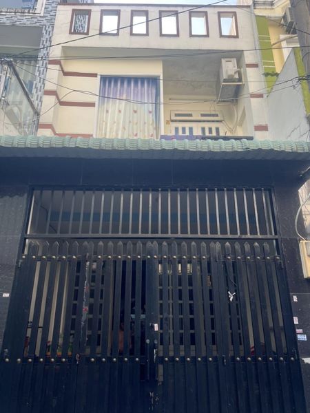 Chủ kẹt tiền cần bán gấp nhà 1 lầu cách Nguyễn Ảnh Thủ trường học Trần Quang Khải 500m giá 3Tỷ 050 triệu !