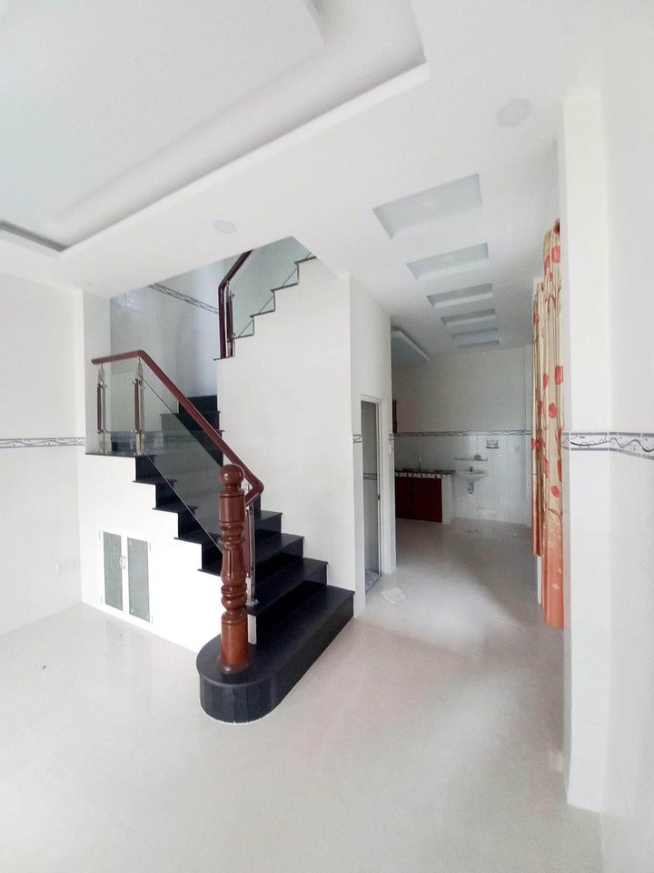 Nhà Cách MT Mai Văn Vĩnh Chỉ 20m - Ngang Hơn 4m - Chỉ 5,xx Tỷ - Trung Tâm Quận 7