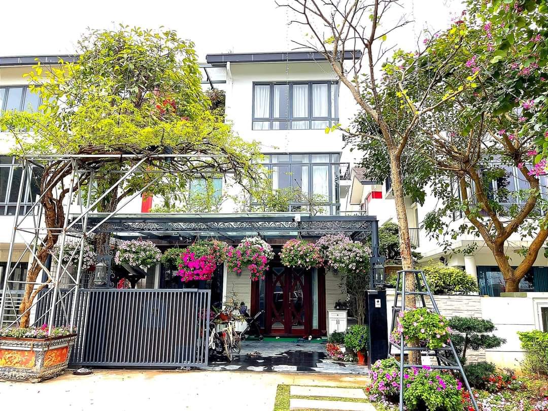 BÁN BIỆT THỰ MỸ ĐÌNH 2 - NAM TỪ LIÊM. DT 200M2. MT 10M. GIÁ 31,5 TỶ