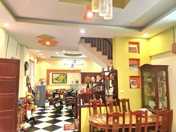 Bán nhà phố Phan Đình Giót 45m2x4T, Ôtô- 2 mặt thoáng-full nội thất, giá 6,15 tỷ.