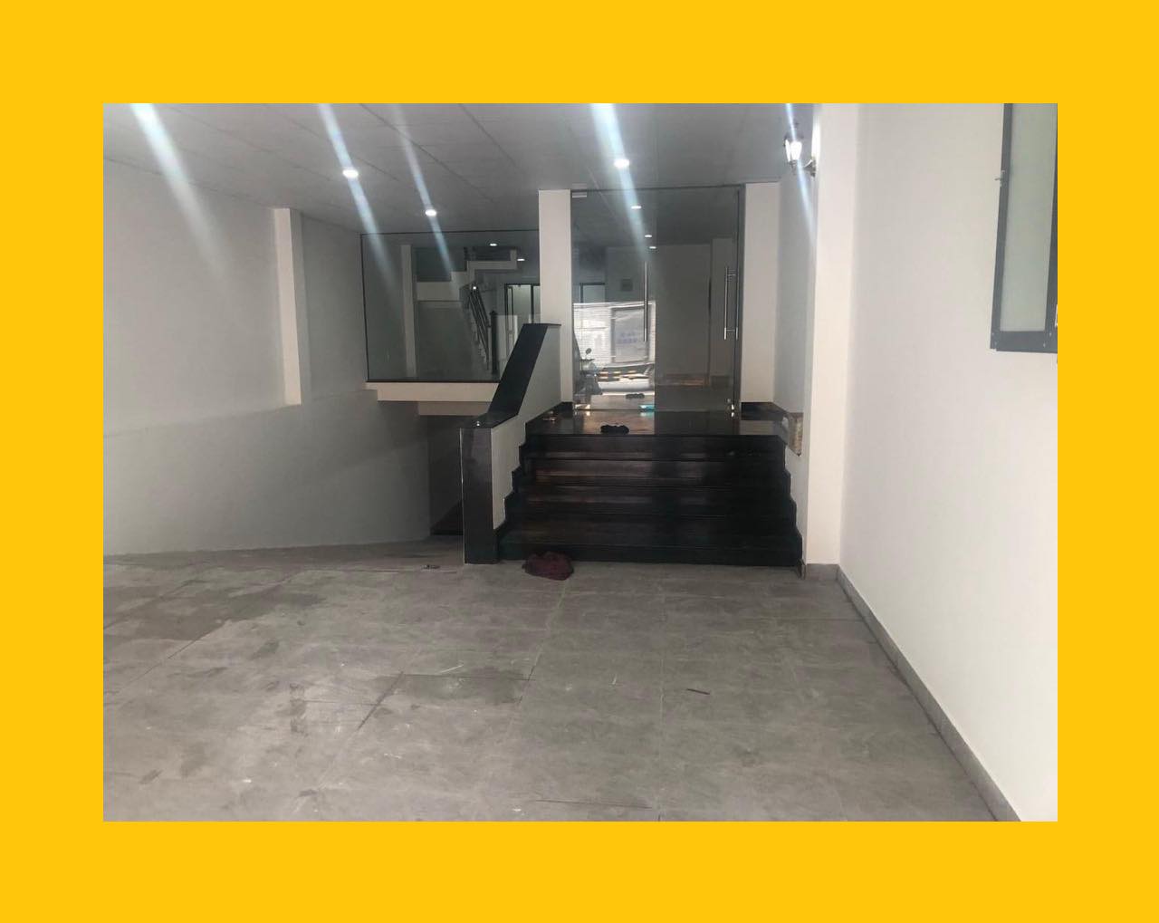 Hầm 1 Trệt 1 Lửng 4 Lầu Sân Thượng Có Thang Máy Mặt Tiền LÂM VĂN BỀN QUẬN 7