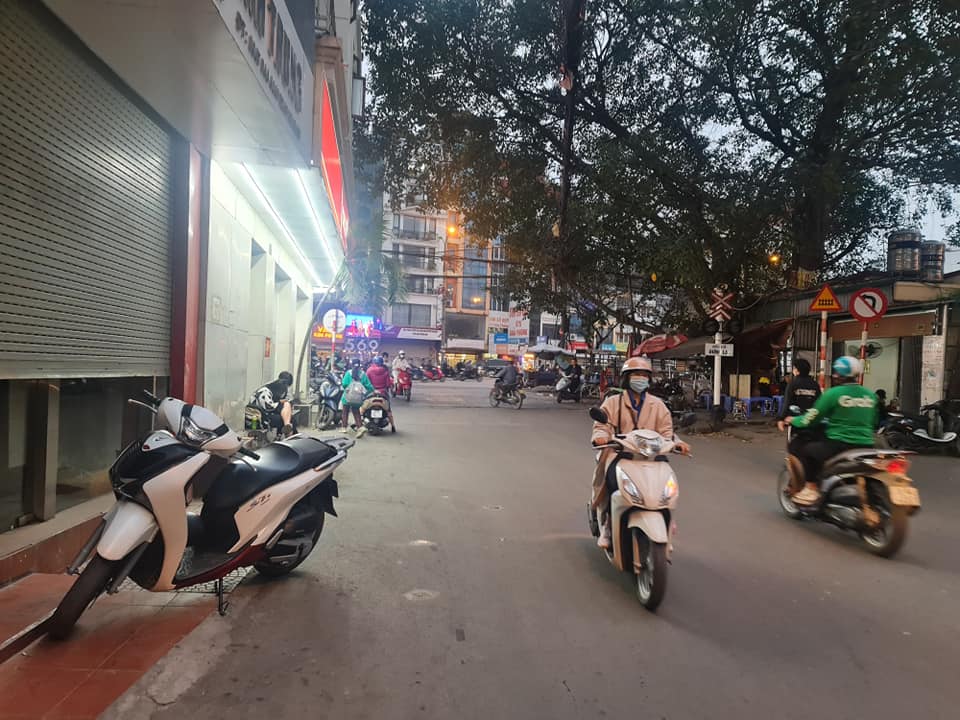 SIÊU PHẨM BÁN NHÀ QUẬN THANH XUÂN.150M 8 TẦNG THANG MÁY.ĐƯỜNG Ô TÔ TRƯỚC NHÀ 6M.GIÁ 36,8 TỶ.