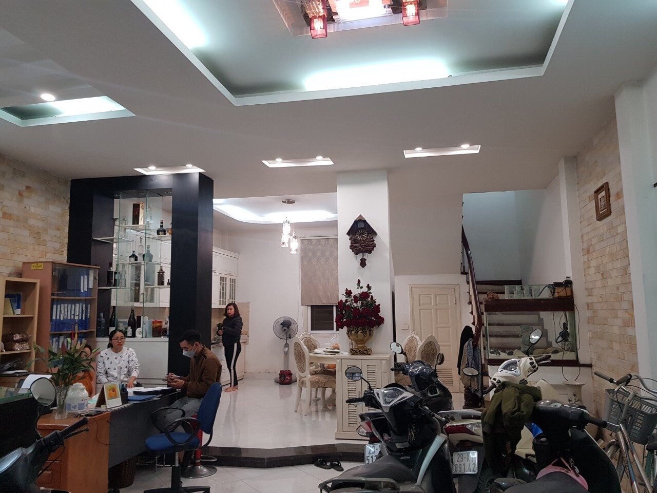 Bán nhà Ô Chợ Dừa Đống Đa 80m x 6tầng - Mặt tiền 6,5m - Oto tránh - 100m ra hồ Hoàng Cầu - Lh 0915885164