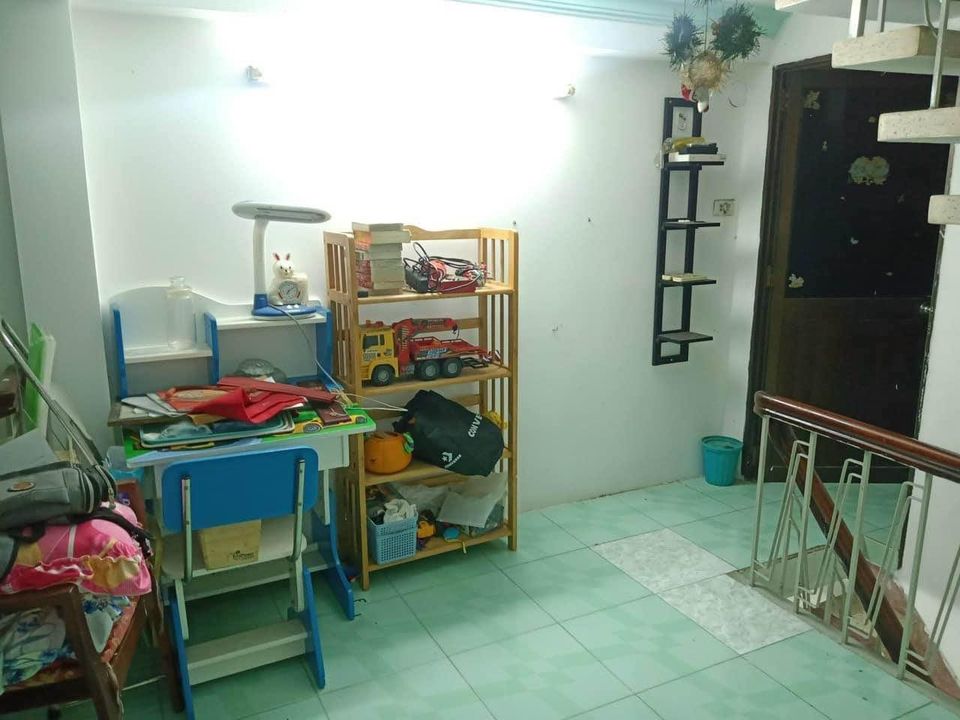 Bán Nhà Cũ Tiện Xây Mới 60m2 Hẻm Vip Lâm Văn Bền Giá 4,xx Tỷ - Quận 7