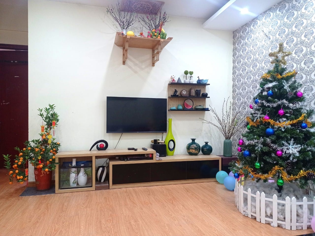 bán TC PX05 Tòa OCT1B Khu đô thị Resco Cổ Nhuế. DT 80m2, TX , giá 2.55 tỷ. Q.Bắc từ Liêm