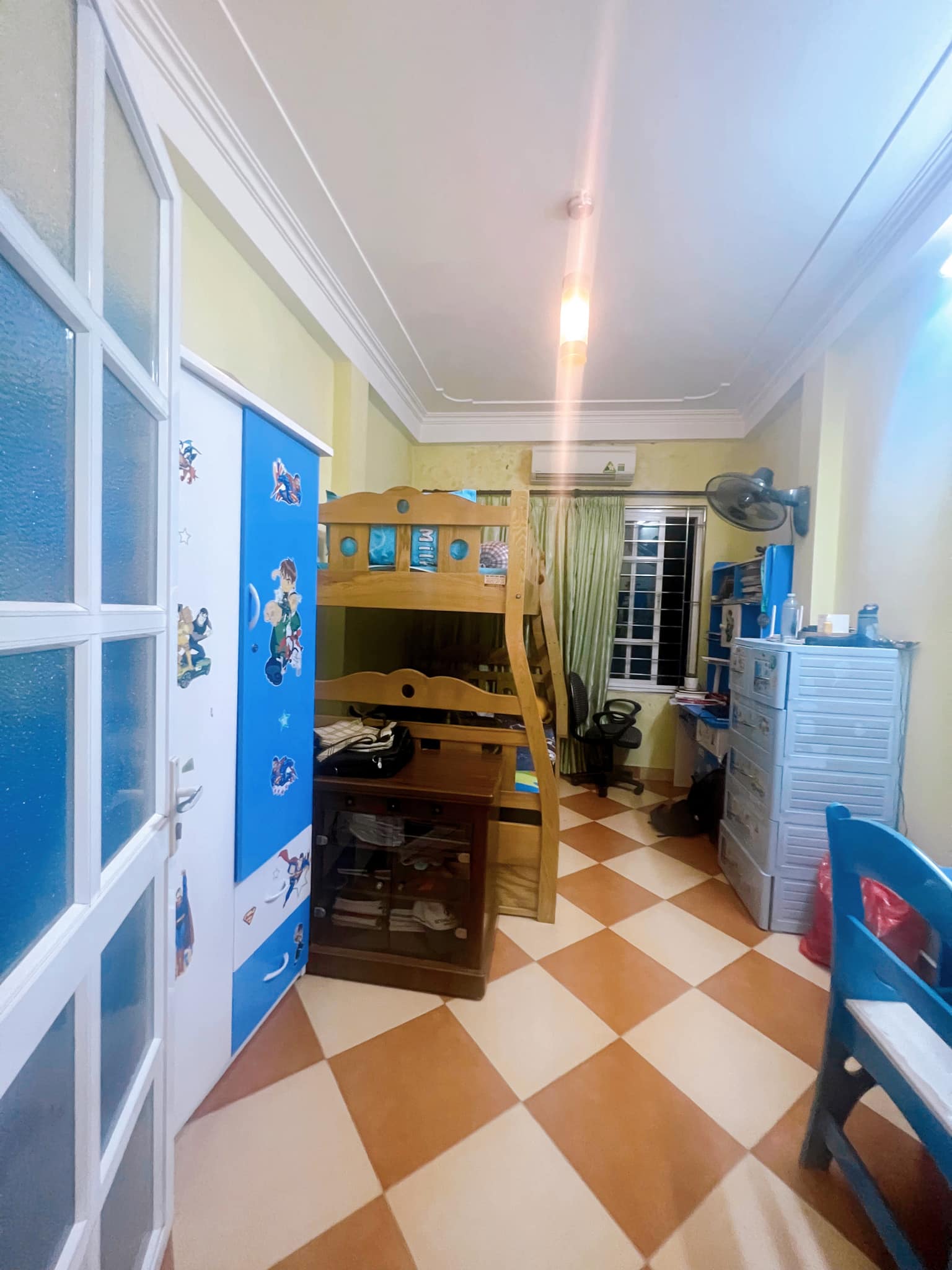 BÁN NHÀ NGÕ THỔ QUAN - ĐỐNG ĐA. DT 25M2. 5 TẦNG. GIÁ 2,6 TỶ