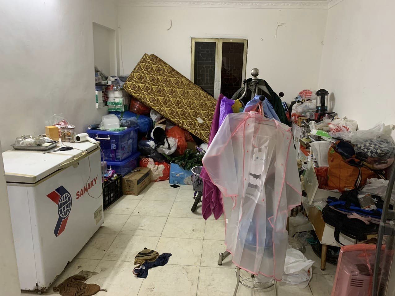 Cho thuê căn hộ Bùi Ngọc Dương Hai Bà Trưng 70m2 T2, MT 3m giá 6 triệu