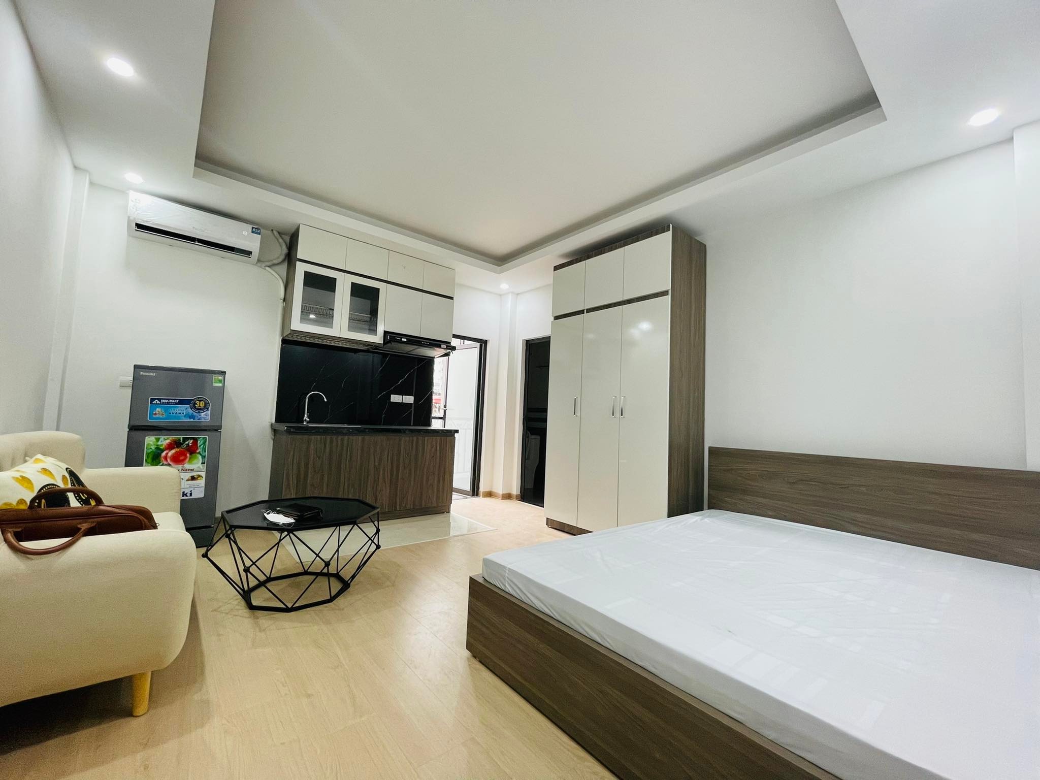 Cực Hot Bán CCMN 90m 8 tầng Thang máy Miếu Đầm, Nam Từ Liêm 12,x tỷ