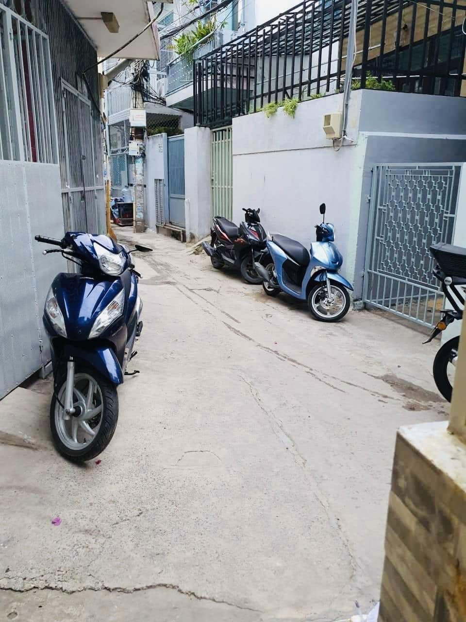 HẺM BA GÁC - CHU VĂN AN - 4 X 7 - NHỈNH 3 TỶ