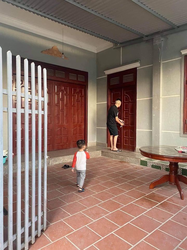 Cần bán nhà 2 tầng đẹp ở tổ 15 Phường Him Lam.