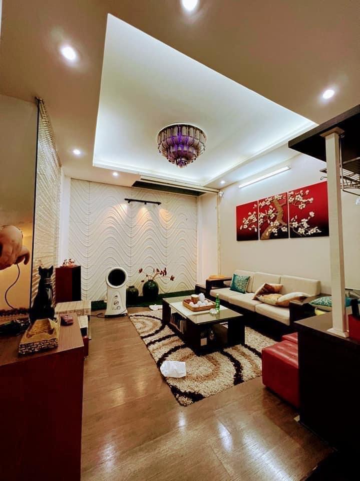 HIẾM - HOT- PHỐ VIP HAI BÀ-NHÀ MẶT PHỐ KD - OTO TẢI QUA- CÓ 102