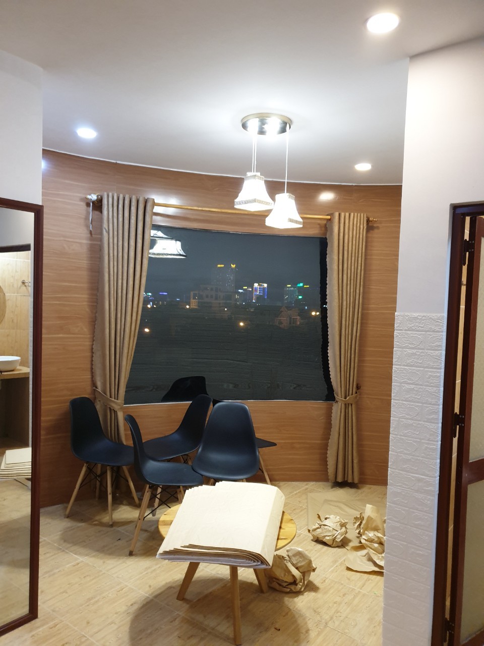 Bán nhà mặt tiền đường Mỹ An, Ngũ Hành Sơn, 7 tầng thang máy, 123 m2, Ô tô đỗ, gần sông Hàn. Chỉ 16 tỷ.