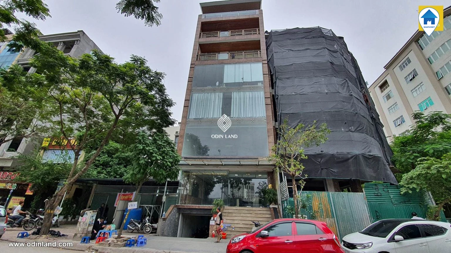 Cho thuê mặt phố Dịch Vọng Hậu ,MT 8,5m thoáng đãng đẹp nhất phố