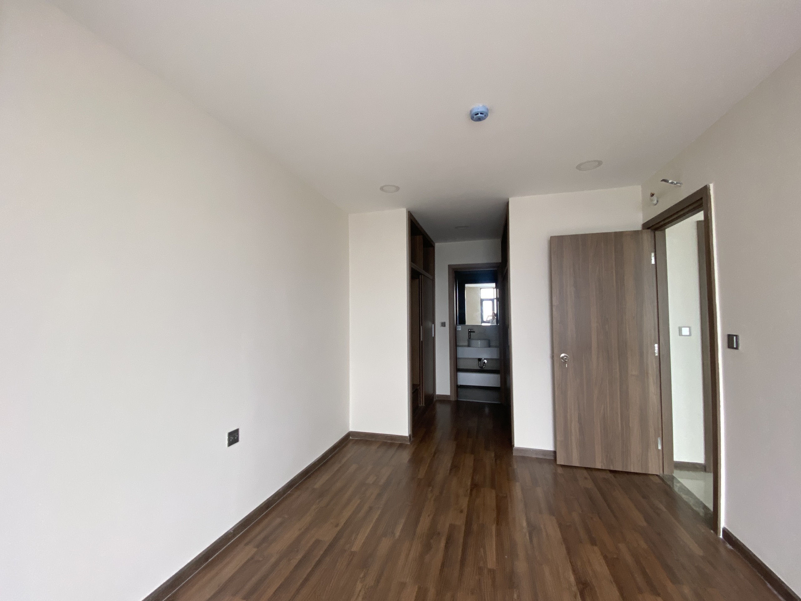 Bán căn hộ 3p 96m2 tặng bếp máy hút mùi giá chỉ 5ty3 nhận nhà ở ngay tặng 2 chỉ vàng SJC