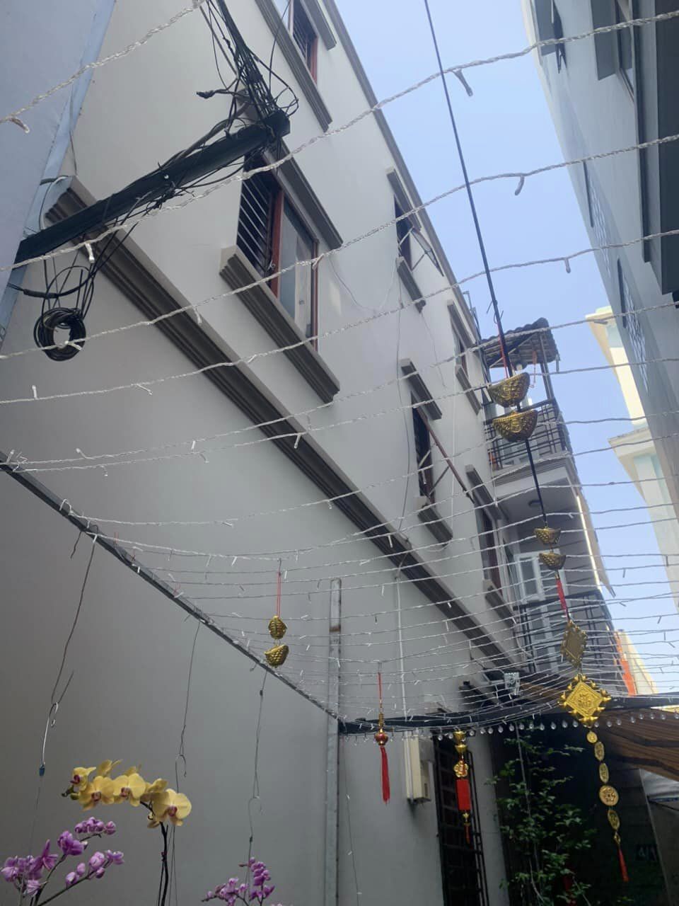 NHÀ ĐẸP BÌNH THẠNH - ĐỐI DIỆN UBND BÌNH THẠNH - 45M2 3 TẦNG - 6.9 TỶ.