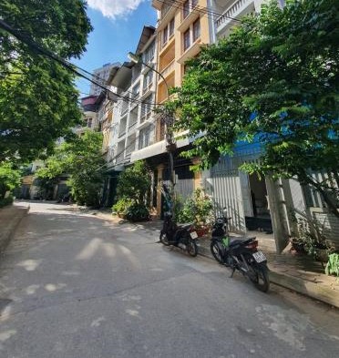 Bán nhà ngõ 196 Hoàng Sâm, Cầu Giấy lô góc, vỉa hè rộng 80m2 5 tầng 14,8 tỷ