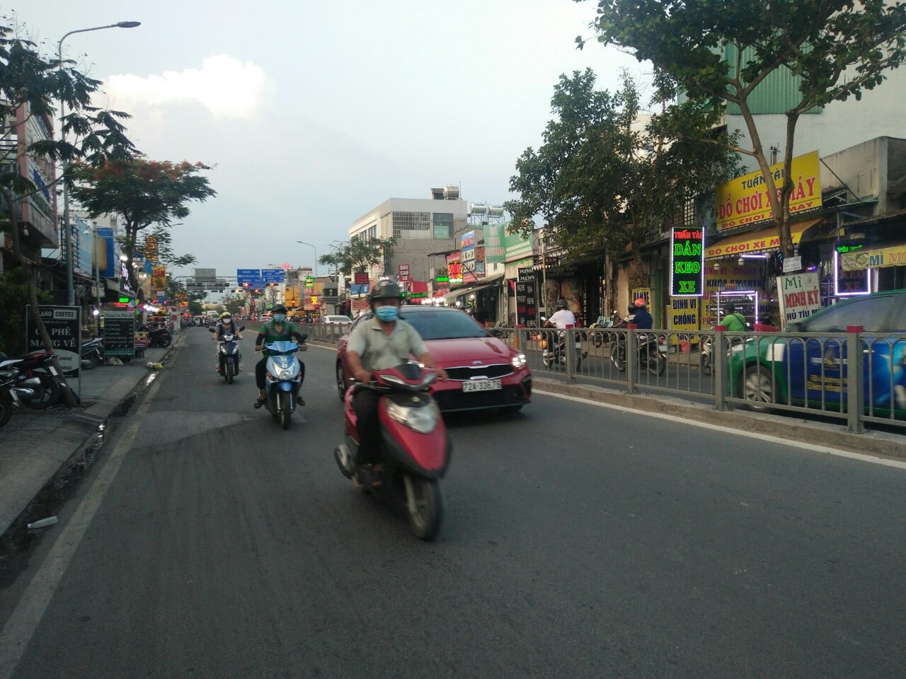 RẺ BẤT NGỜ - NHÀ 2 LẦU 80M2 - GẦN MẶT TIỀN NGUYỄN OANH - CHỈ 4.7 TỶ