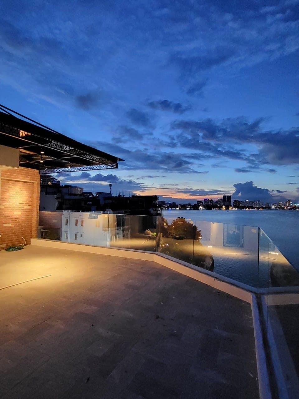 Mặt Phố Nguyễn Đình Thi View Hồ Tây. 25,5 Tỷ. Tầm Tiền Không Có Nhà Thứ 2 Bán. 6 Tầng Thông Sàn Đẹp