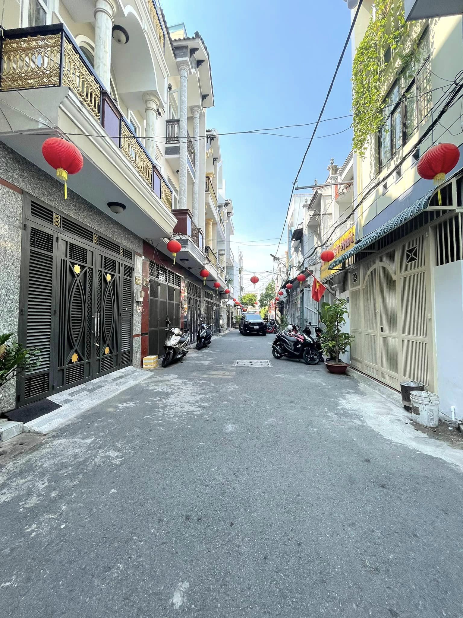 HẺM Ô TÔ - NHÀ 4 TẦNG 70M2 - 4PN - QUANG TRUNG - NHỈNH 7 TỶ XÍU