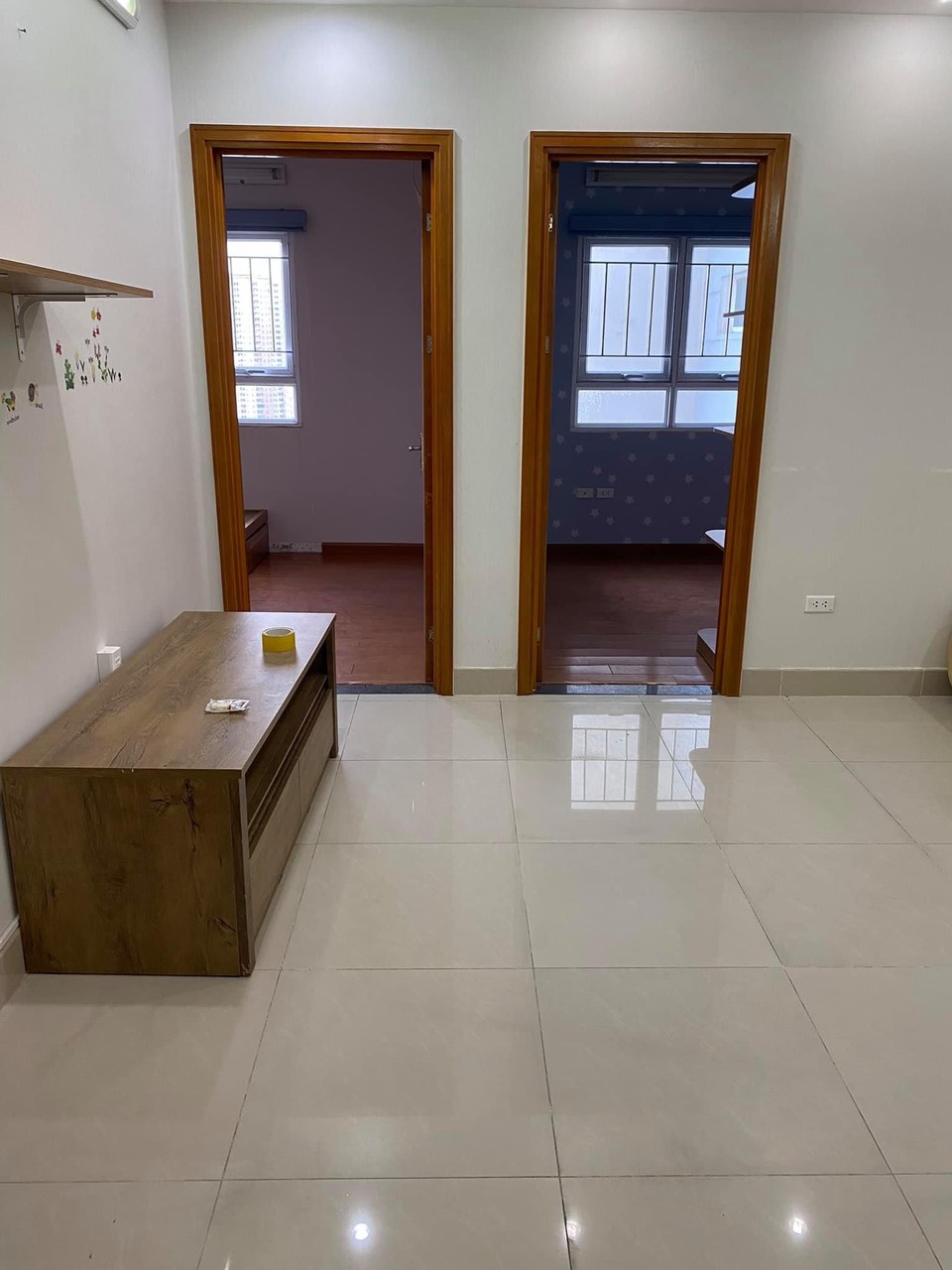 Cần bán căn hộ 2 phòng ngủ Chung Cư Himlam Thạch Bàn 2, Long Biên