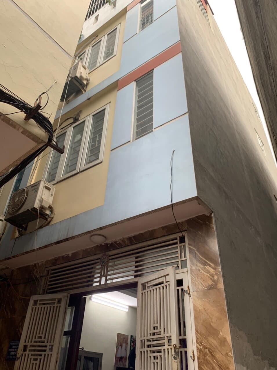 BÁN NHÀ PHỐ ĐA SỸ HÀ ĐÔNG 35m2 Giá 2.6 tỷ với 4 tầng