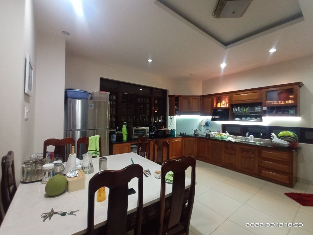 Bán nhà gần Nguyễn Thị Nhỏ, Quận 11, 100m2, ngang 5.5m, giá rẻ