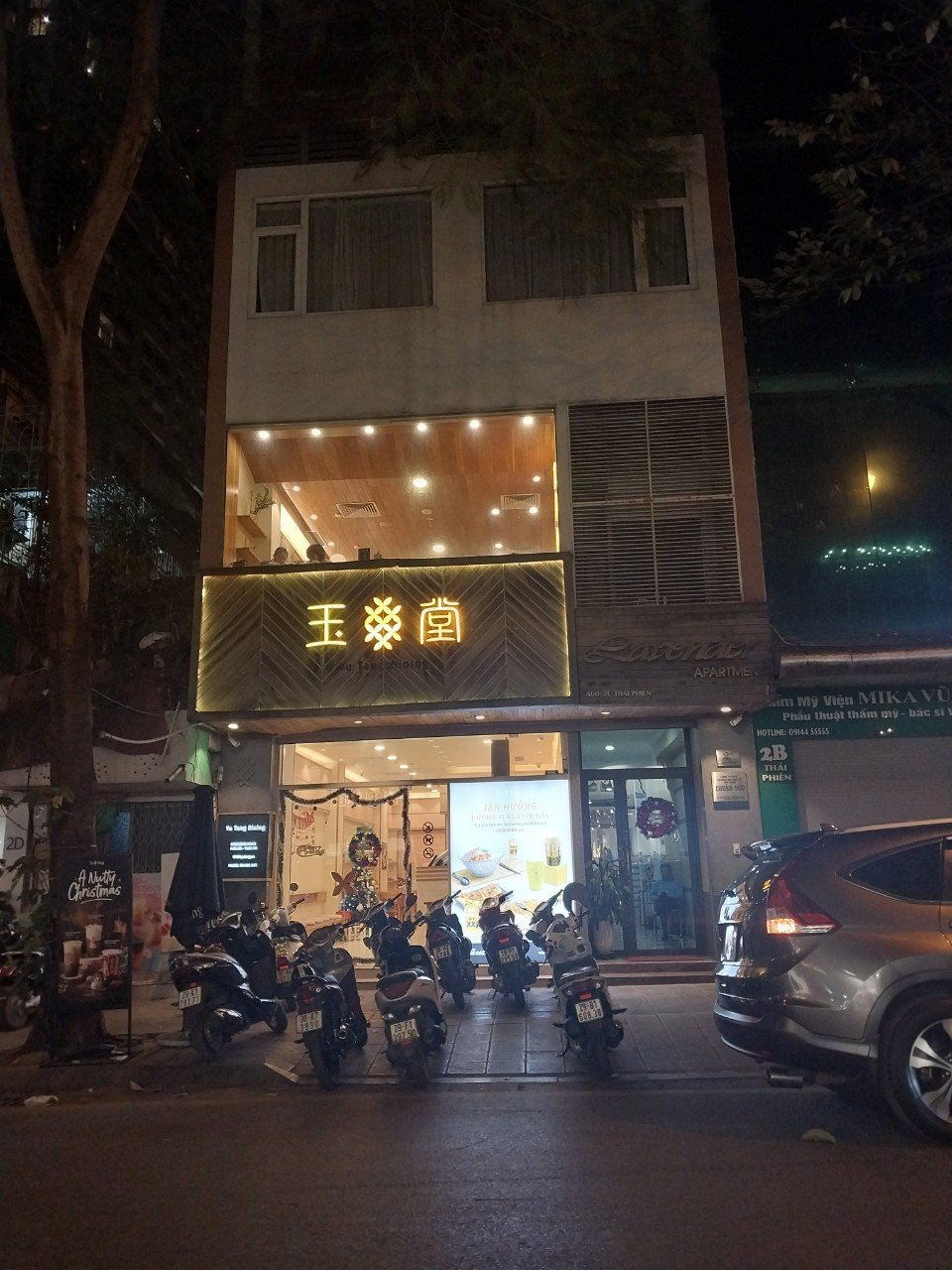 Cho thuê nhà 3 tầng phố Bùi Thị Xuân, kinh doanh tốt