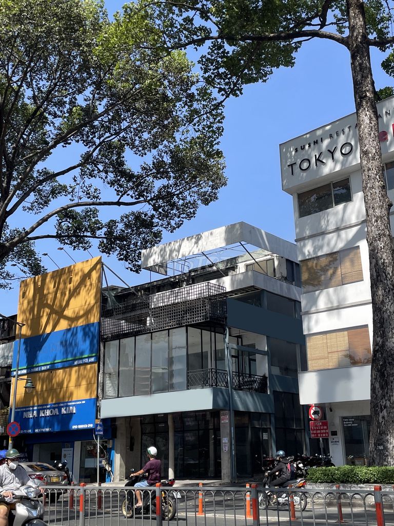 Nhà Góc 2MT 3/2, Q10_8x22_Trệt Lửng 2 Lầu 160tr