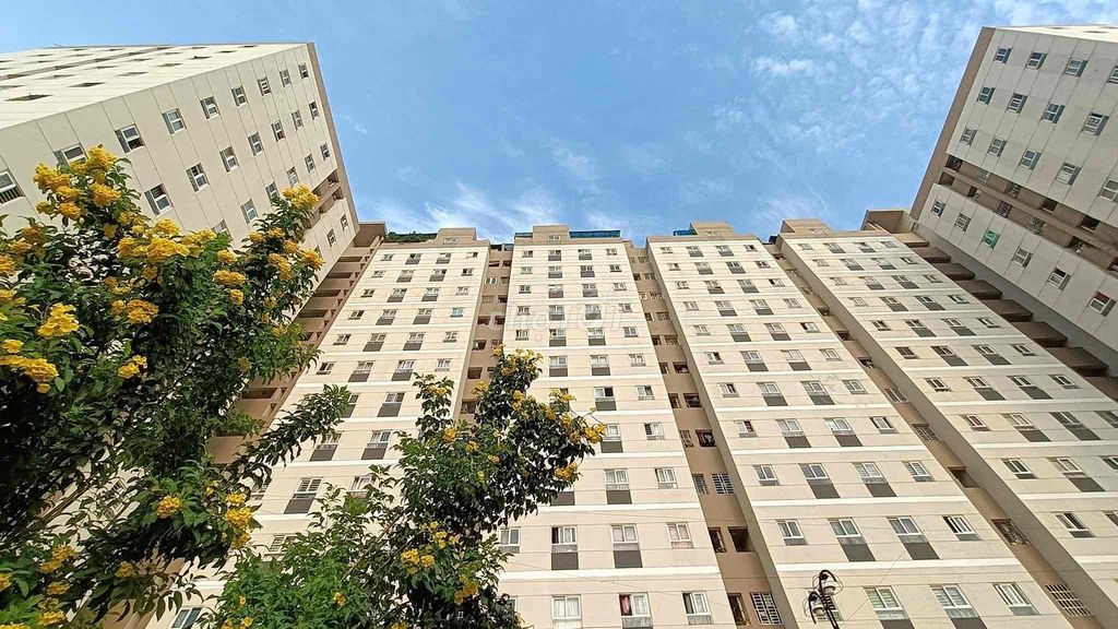 Bán căn hộ 2PN 46m2 chung cư Thạnh Lộc quận 12 giá chỉ 930 triệu