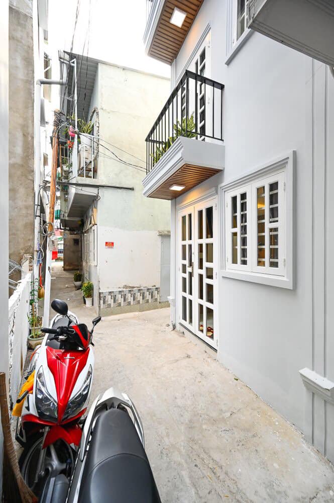 SIÊU PHẨM ĐẸP GÒ VẤP - NHỎ TIỀN ĐỦ CÔNG NĂNG - 15M2 - 3 TẦNG - GIÁ CHỈ 2.3 TỶ.