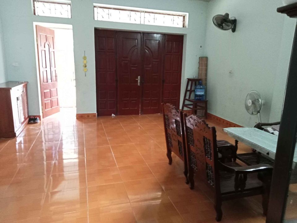 Em chuyển việc về quê nên cần bán gấp nhà đất tổ 11 phường Nam Thanh.