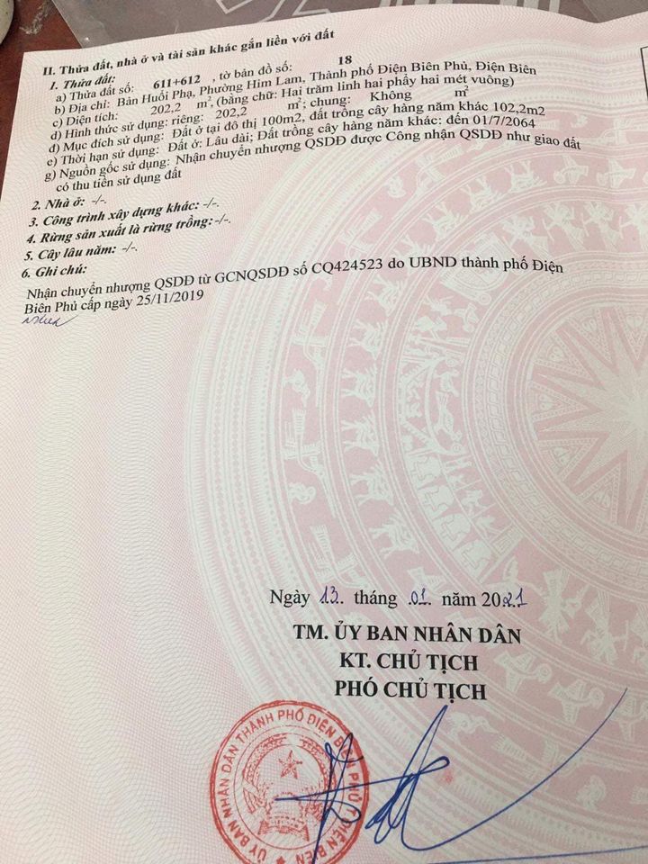 Gia đình chuyển đi cần bán mảnh đất ở bản Huổi Phạ, Him Lam