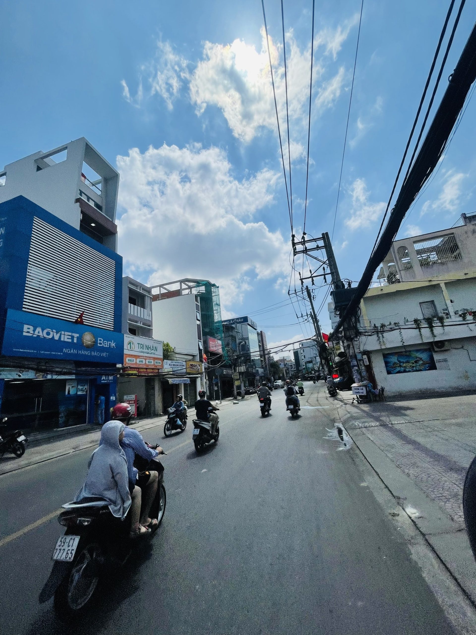 GỈAM MẠNH 2TỶ!! Bán nhà MẶT TIỀN Nơ Trang Long,P11, Bình Thạnh (4x12m) 3Tấm, chỉ 9tỷ5