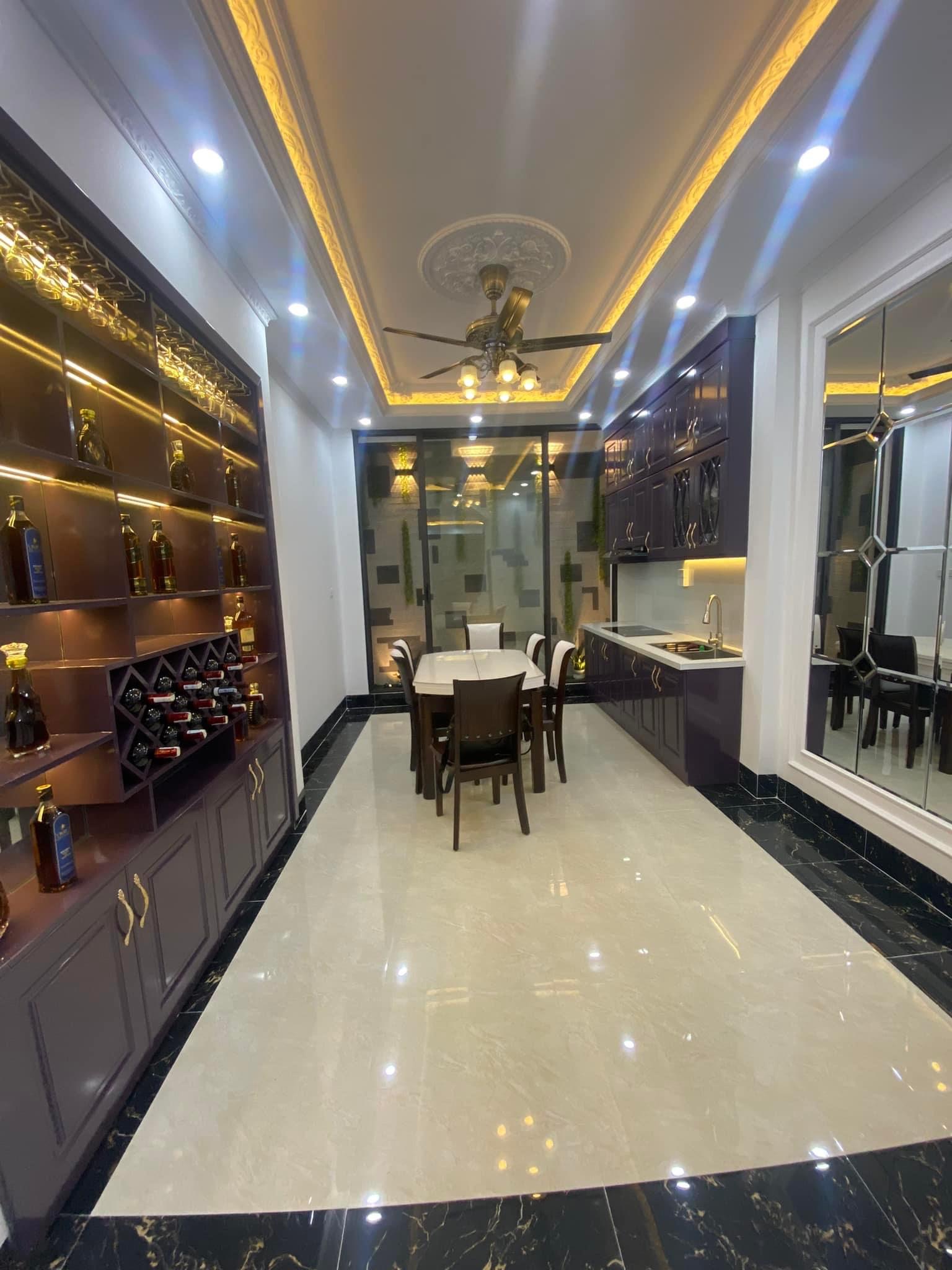 BÁN NHÀ RIÊNG THÁI THỊNH ĐỐNG ĐA 45m SĐCC 6 tỷ 3