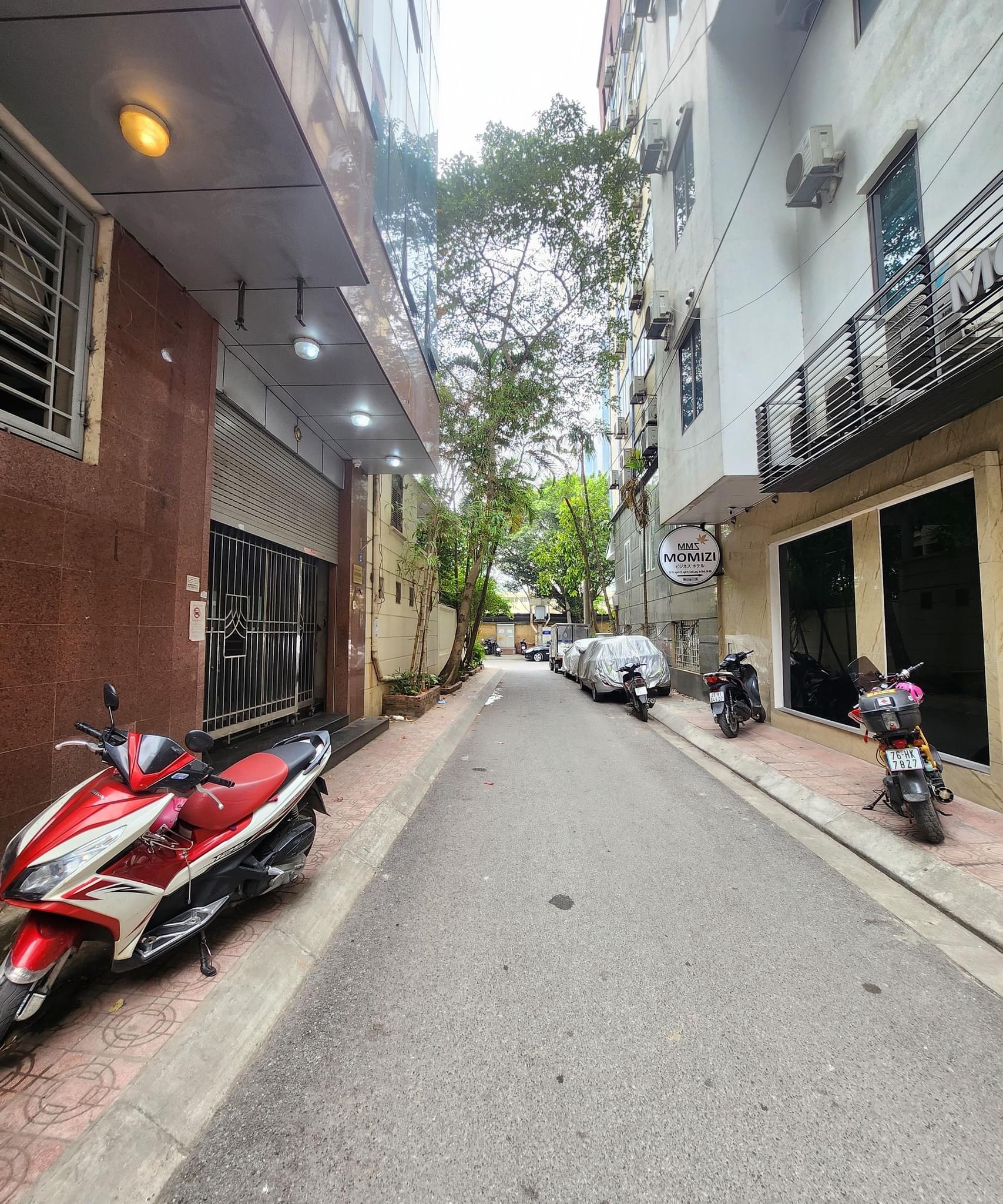 Bán nhà phố Linh Lang - Toà Văn Phòng, Apartment 9 tầng thang máy - 91m2, mt 7.3, giá 31.9 tỷ