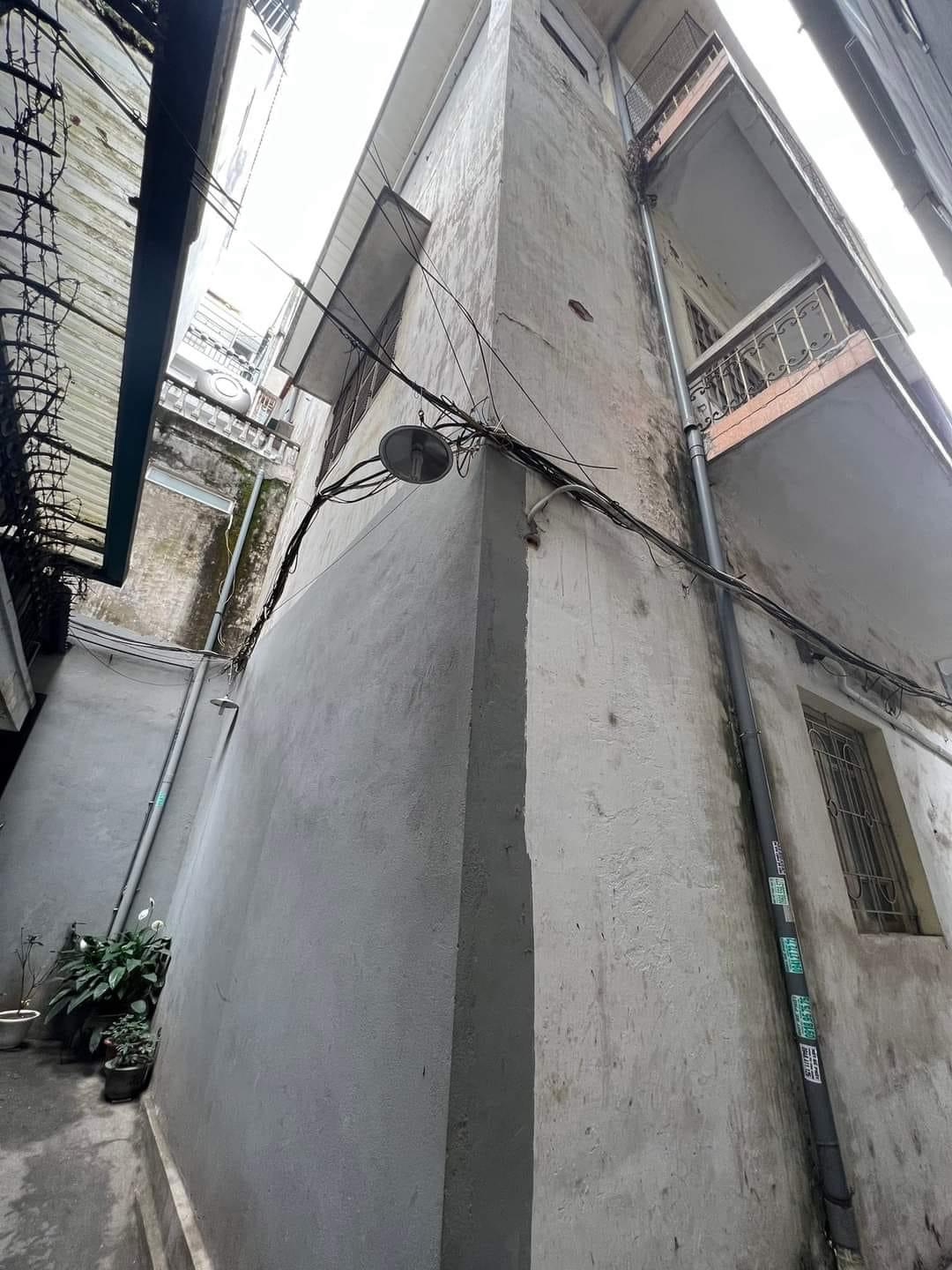 Hoàng hoa thám-ô tô vào nhà-lô góc 3thoáng -mặt ngõ kinh doanh