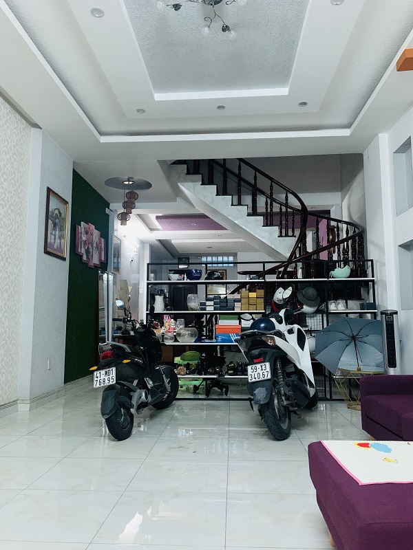 Nhà MT Kinh Doanh Đa Ngành , Đương 2 Truòng Thọ, DT:115m2 Nhỉnh 15 Tỷ