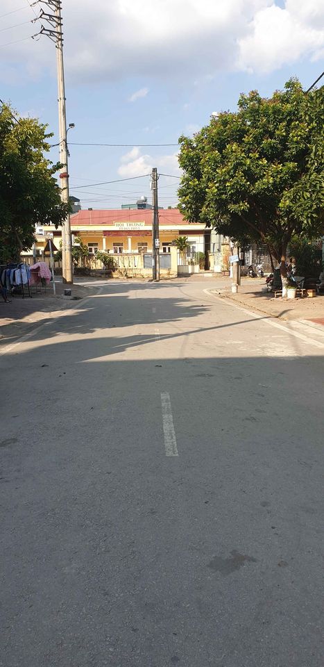 Gia đình em cần bán nhà ở phường Noong Bua, TP.ĐBP