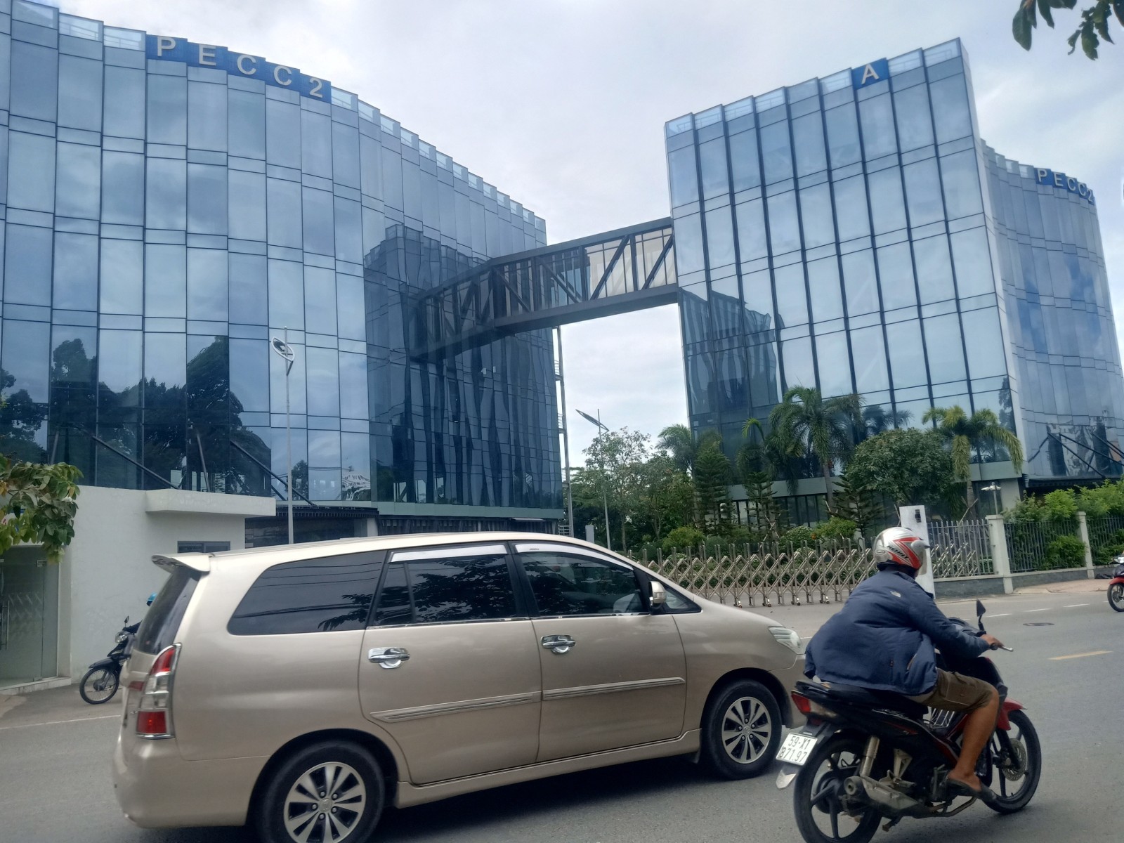 Nhà Bán DT Khủng 278m2 11x26 Trường Thọ Tp.Thủ Đức Giá 27 tỷ TL