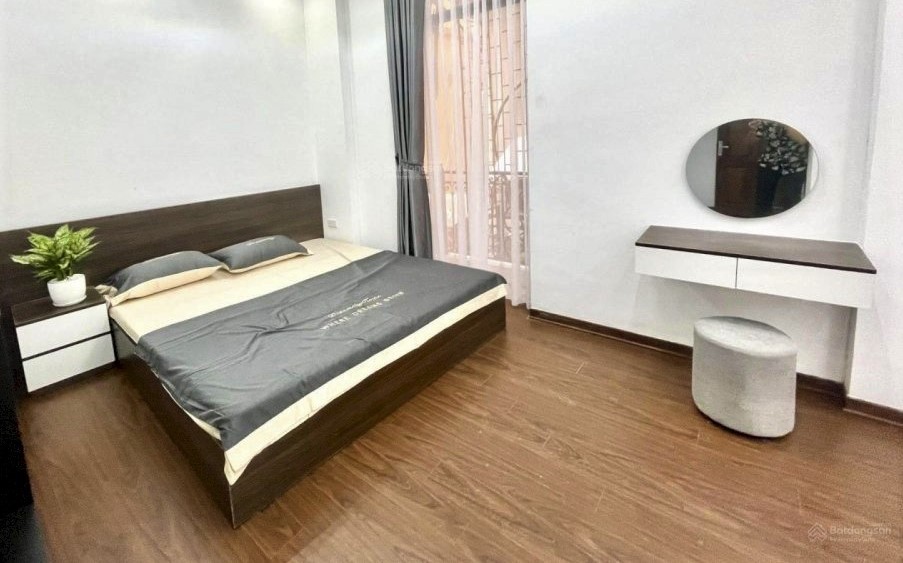 Bán nhà ngõ 44 Trần Tử Bình, Cầu Giấy Phân Lô, Ô Tô Đỗ, 2 Thoáng 68m2 11 tỷ