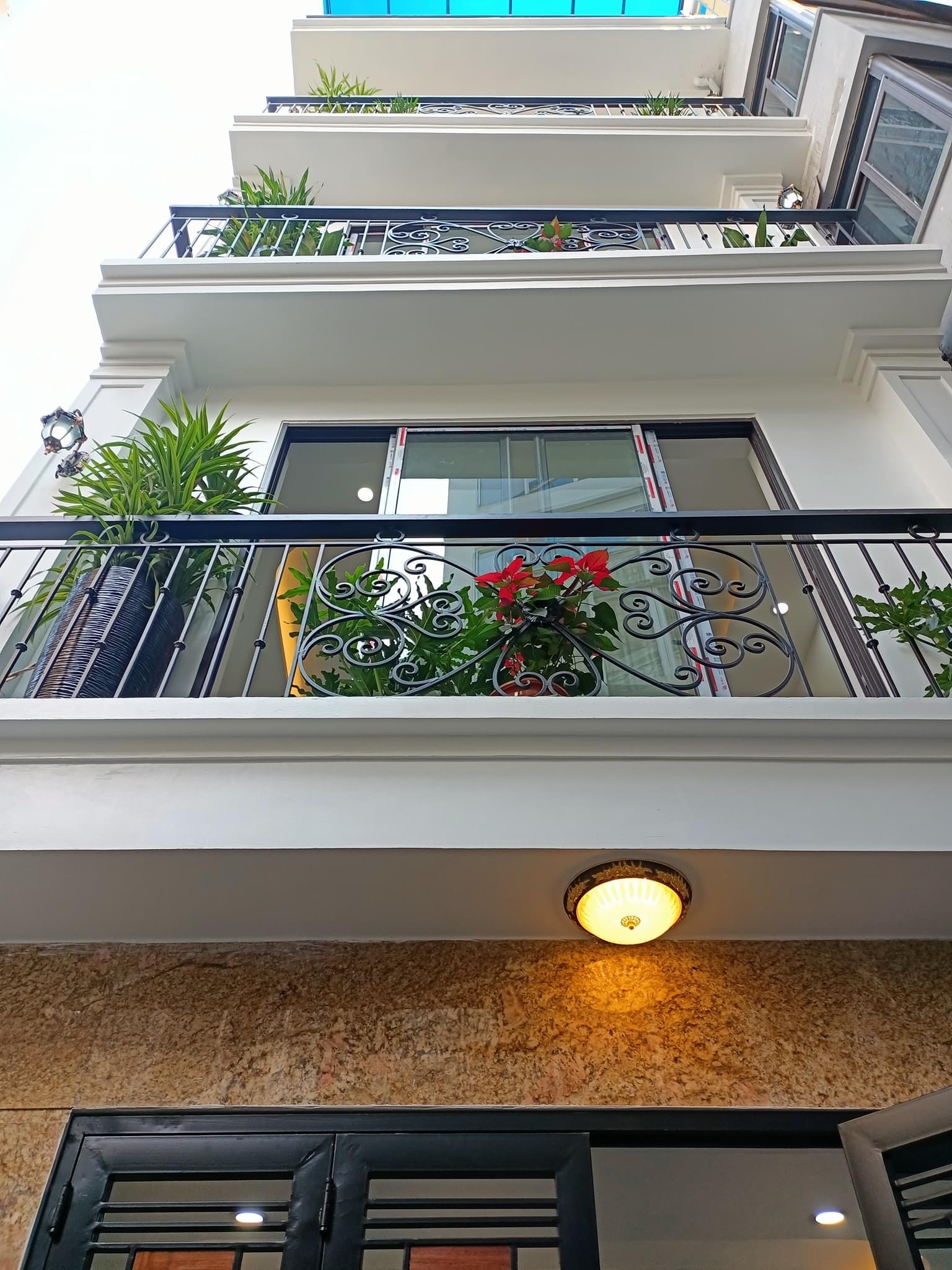 XUÂN ĐỈNH -0985.609.487 Tân Lạc -ĐẠI LA -HBT NHÀ MỚI KOONG - NGÕ THÔNG - BA GÁC ĐỖ CỬA QUAY ĐẦU Tân Lạc -Đại La